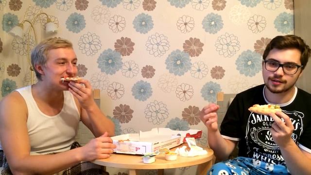 Стоит ли... заказывать в Papa John's? 18+ смотреть онлайн