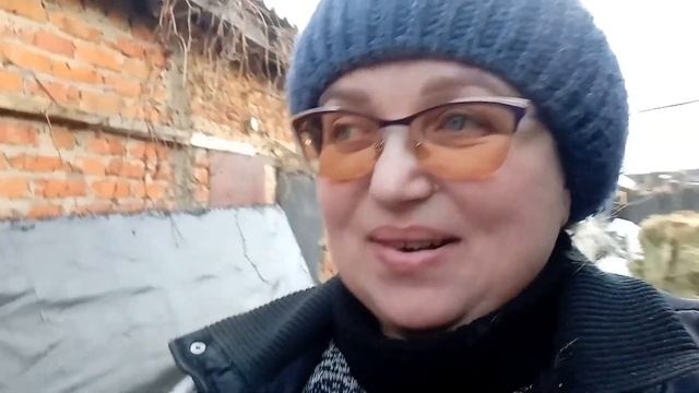 Коровки гуляют, готовим сарай для свиноматки смотреть онлайн
