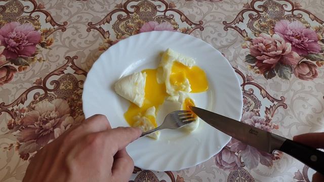 Яйца в микроволновке. Взрыв шокировал! смотреть онлайн