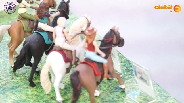 Schleich Horse Club New for 2019 The Rider Cafe смотреть онлайн