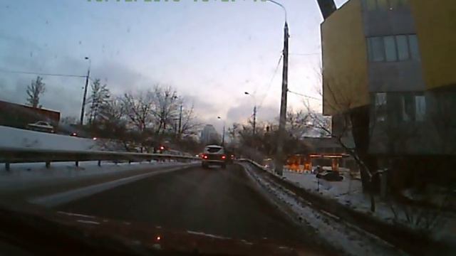 Катушка летит на встречу! МКАД 10.12.2013 смотреть онлайн