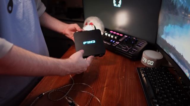ПОЧЕМУ Я В НИХ СИЖУ? IEM наушники Simgot EM6L смотреть онлайн