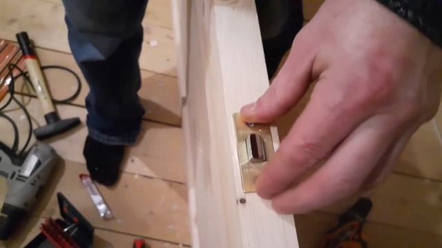 Установка деревянной двери. смотреть онлайн