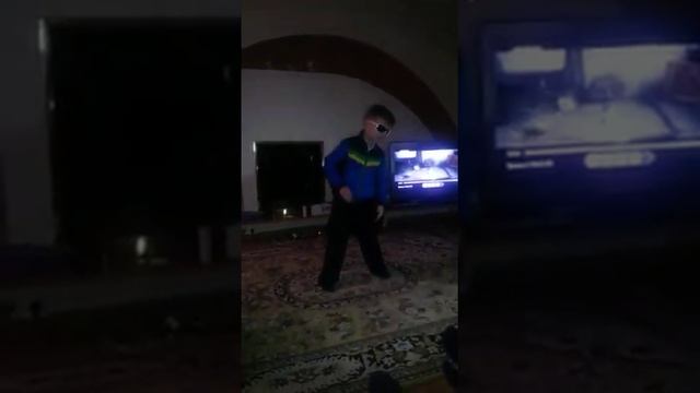 танец робота вам понравится крутой танец смотреть онлайн