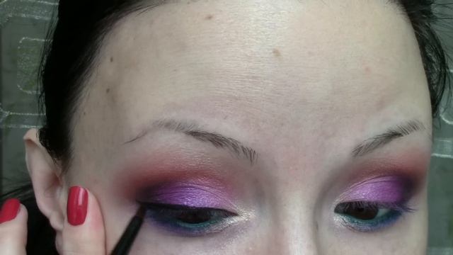 Сиреневый Smoky Eyes ко Дню Валентина