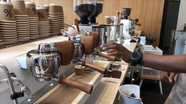 ?? Arabica Coffee Being Made By Kind Staff in City Walk - Dubai UAE смотреть онлайн