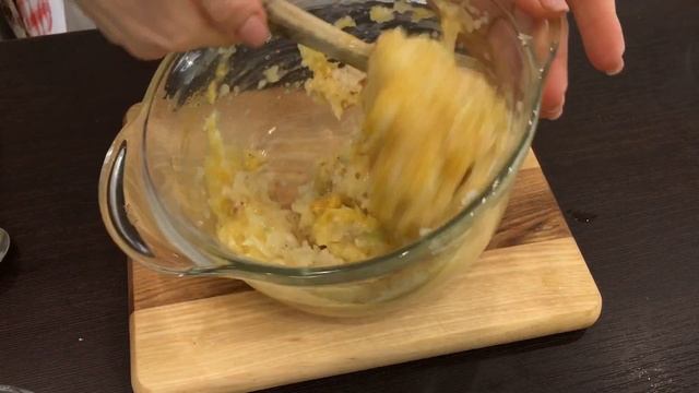 Котлеты "Любительские" - Сочные и Нежные | Meat Rissoles смотреть онлайн