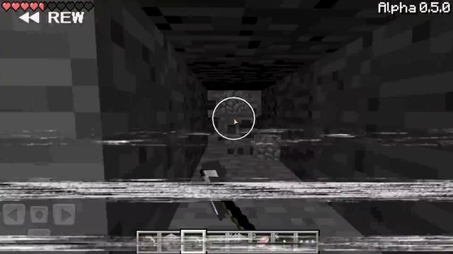 Я ПЕРЕЖИЛ ОДИН ДЕНЬ в Minecraft Pocket Edition но ВЕРСИЯ МЕНЯЕТСЯ! смотреть онлайн