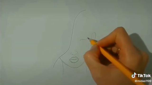 Как легко нарисовать девушку??#♡ смотреть онлайн