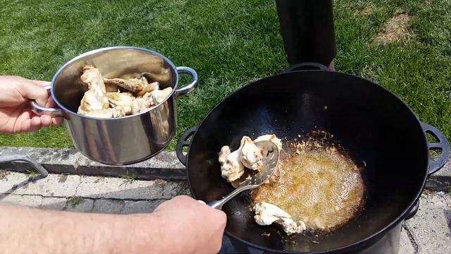 Плов в казане,на огне с курицей. смотреть онлайн