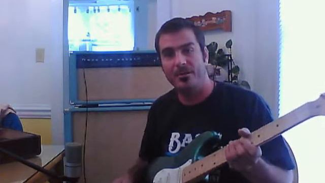 Squier Affinity Strat Limited Edition смотреть онлайн