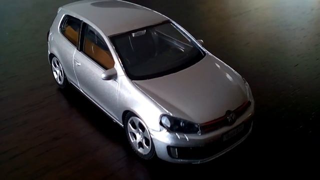RMZ City Volkswagen Golf VI GTI Model 1/43 смотреть онлайн