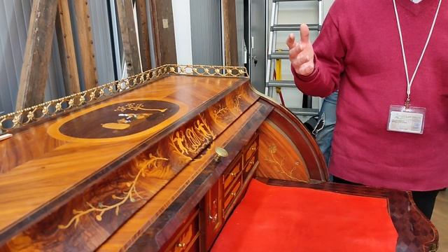 Деревянное бюро. Отдел фанерованной мебели смотреть онлайн