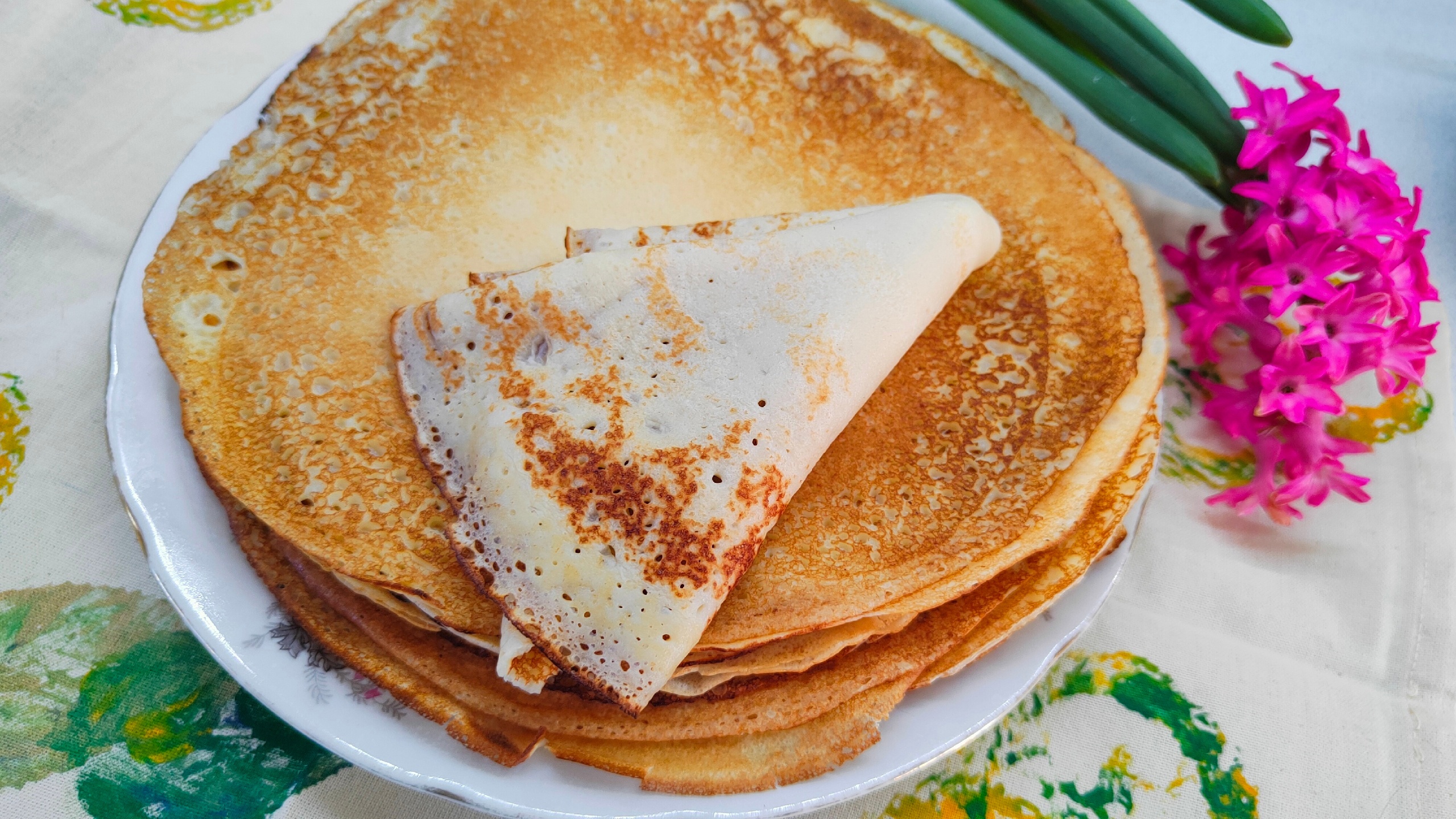 Тонкие, вкусные блины на молоке🌞быстрый, простой рецепт! смотреть онлайн