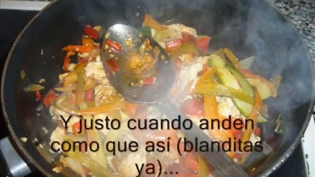 ENCHILADAS GRATINADAS DE POLLO Y VERDURAS смотреть онлайн