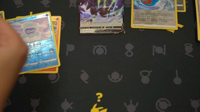 Pokemon Card Pack Battle: Pikachu & Zekrom GX Premium Collection Box Opening! Gamestop Exclusive! смотреть онлайн