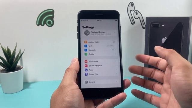 How to Take Screenshot on iPhone 8 Plus (2 Methods) смотреть онлайн