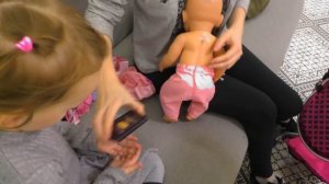 БЕБИ БОН идём покупать НОВАЯ ОДЕЖДА для БЕБИ БОН видео BABY BORN коляска для беби бона