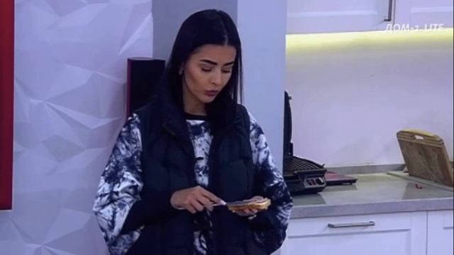 Грант уверен, что в плохом поведении Бухынбалтэ виноват Адеев смотреть онлайн