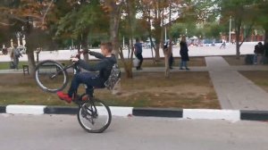 Стант на великах