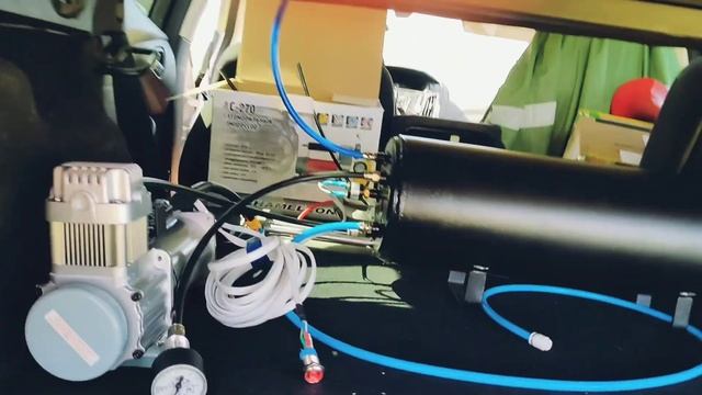 Toyota Tundra пневмосигнал с турецкими дудками низкого тона июнь 2022. пневма пневмо система гудок смотреть онлайн