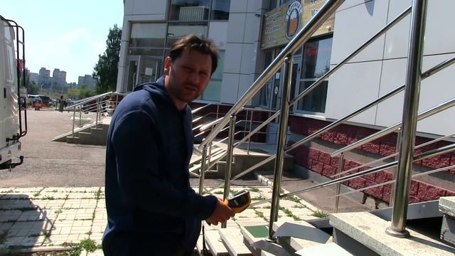 Как нагревается ПВХ разного цвета? Странный эксперимент при жаре +32 смотреть онлайн