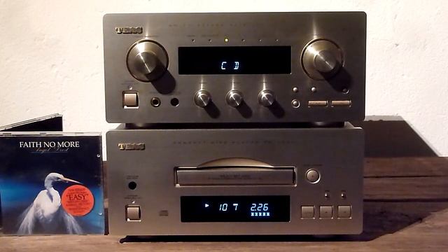 HiEnd TEAC Amplifier + CD Player Play 