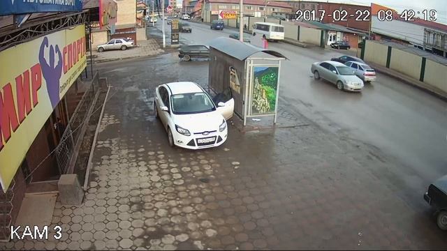 Dahua DH-HAC-HFW1200RP-VF-IRE6 Утро Авто Человек смотреть онлайн