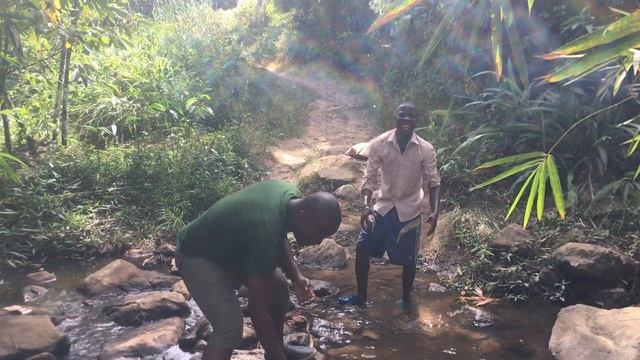 LE GBIHA, LA SOURCE D'EAU INTARISSABLE, Vue à Santa смотреть онлайн