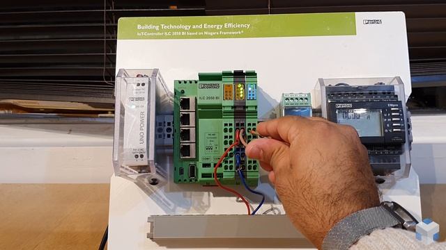 ILC 2050 BI Controller- The difference between NPN and PNP смотреть онлайн