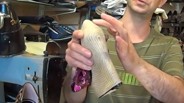 GUCCI, Dior и еще одна пара мне неизвестная. Ремонт обуви смотреть онлайн