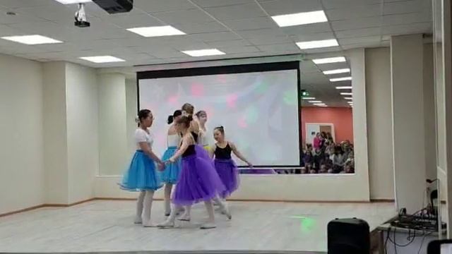 парадный вальс смотреть онлайн
