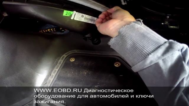 Фольксваген Амарок замена фильтра салона смотреть онлайн