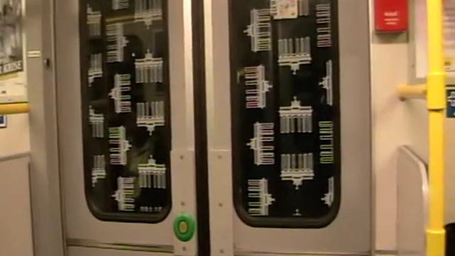 U-Bahn Berlin Mitfahrt A3E Stadtmitte - Potsdamer Platz смотреть онлайн