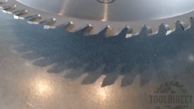 Пильный диск с пропилом ультратонкой формы для пил ручных циркулярного типа