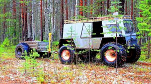 "ТАЙГА" | ПРОБИРАЮСЬ ПО БОЛОТАМ | В ПОИСКАХ ТРАКТОРА, ТРАКТОРНОЙ СТОЯНКИ.