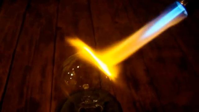 ГОРЕЛКА уделала лампу смотреть онлайн