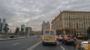 Богач поймал попрошайку и показал запись с камер, а едва малыш увидел папу, погибшего 2 года назад