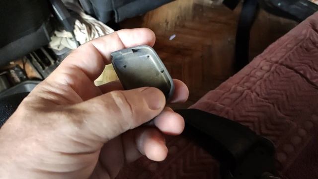 Как снять ремни безопасности на ВАЗ 2107