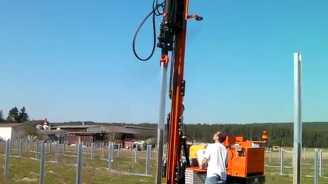 Работа ударного экстрактора сваебойной установки GAYK HRE 1000 смотреть онлайн