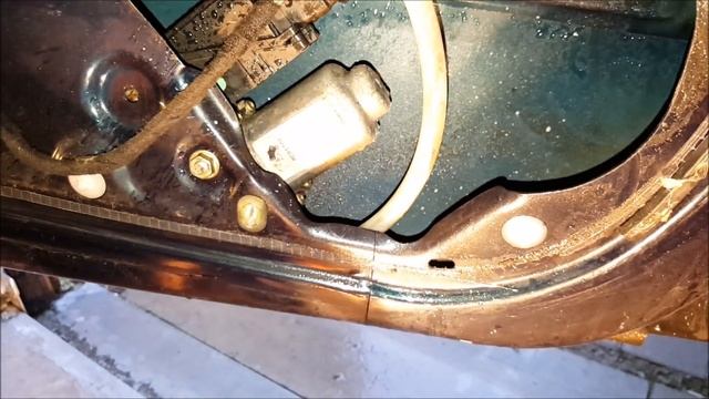 Renault Laguna 2 - Uszczelnianie drzwi смотреть онлайн