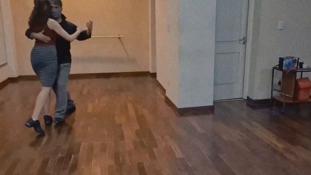 Clase de tango argentino con Javier Maldonado смотреть онлайн