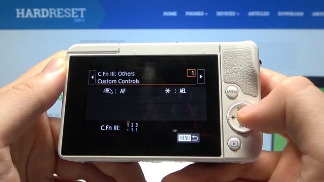 How to Adjust Custom Funtions on Canon EOS M10 - Configure Keys Shortcuts on Canon Mirrorless Camer смотреть онлайн