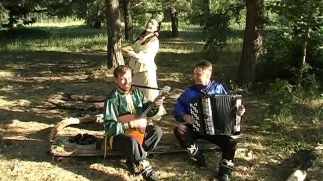 Ансабль "Сувенир". песня "А он мне нравится" смотреть онлайн