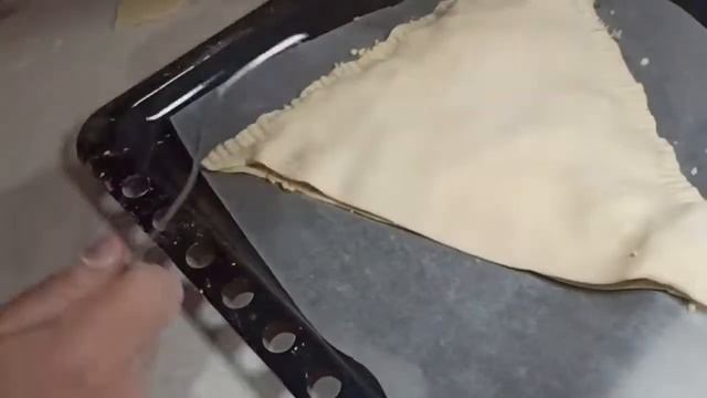 Пиріг Ялинка з Листкового тіста з Начинкою