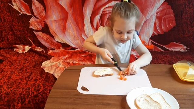 Как приготовить вкусняцкий бутерброд с красной рыбой смотреть онлайн