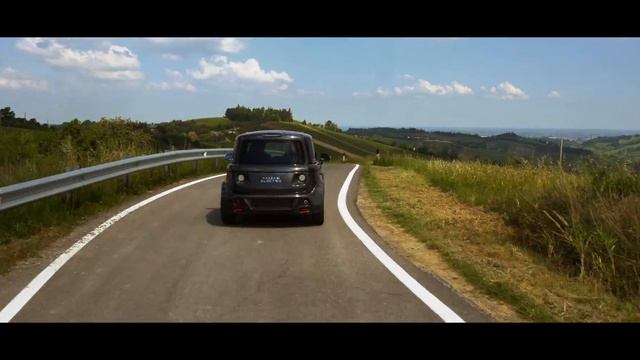 ZERO EM2 SPACE - TAZZARI EV NEXT GENERATION - SHORT TV COMMERCIAL смотреть онлайн