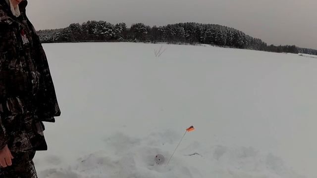 Ловля ЩУКИ на жерлицы с БОНУСОМ !!! смотреть онлайн