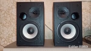 Видео сравнение активных колонок 2.0 Microlab B-72 и Edifier R980t