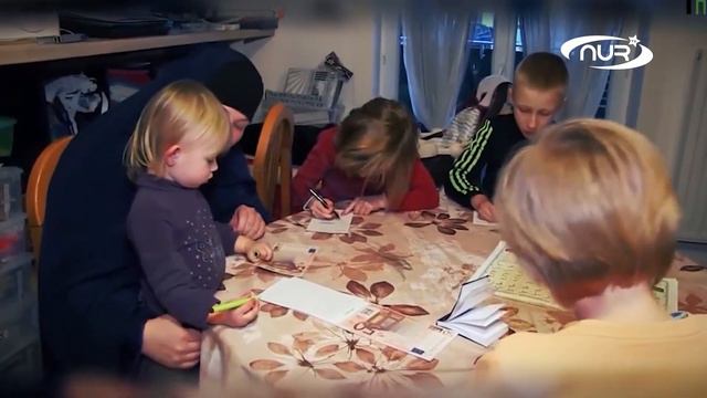 Слава Аллаху! Семь детей пришли в Ислам из-за родителей! смотреть онлайн